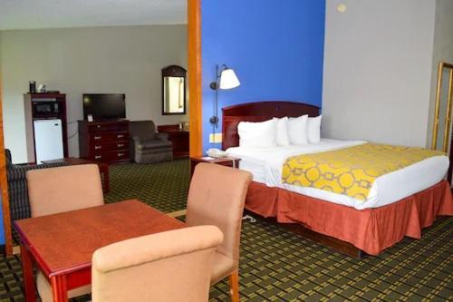 Baymont By Wyndham Michigan City Eksteriør billede